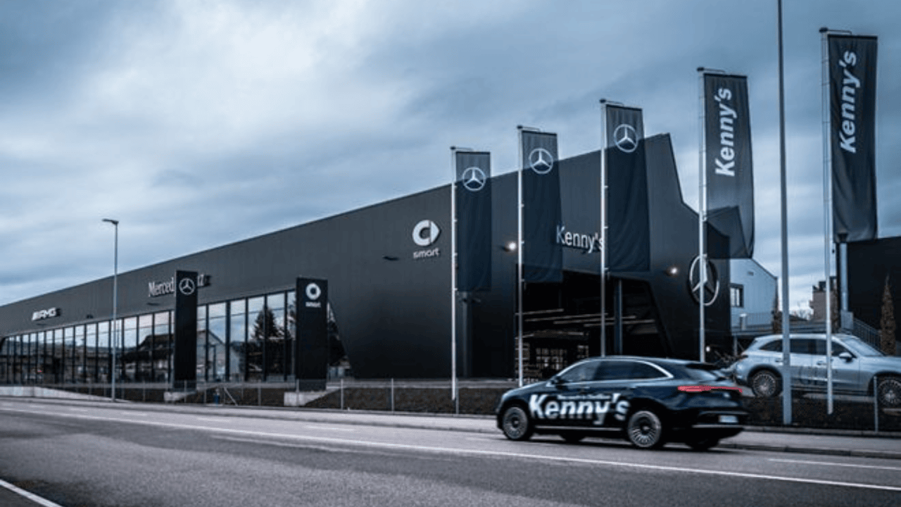 Kenny's Auto-Center: Energieeffizienz dank erneuerbarer Energien.