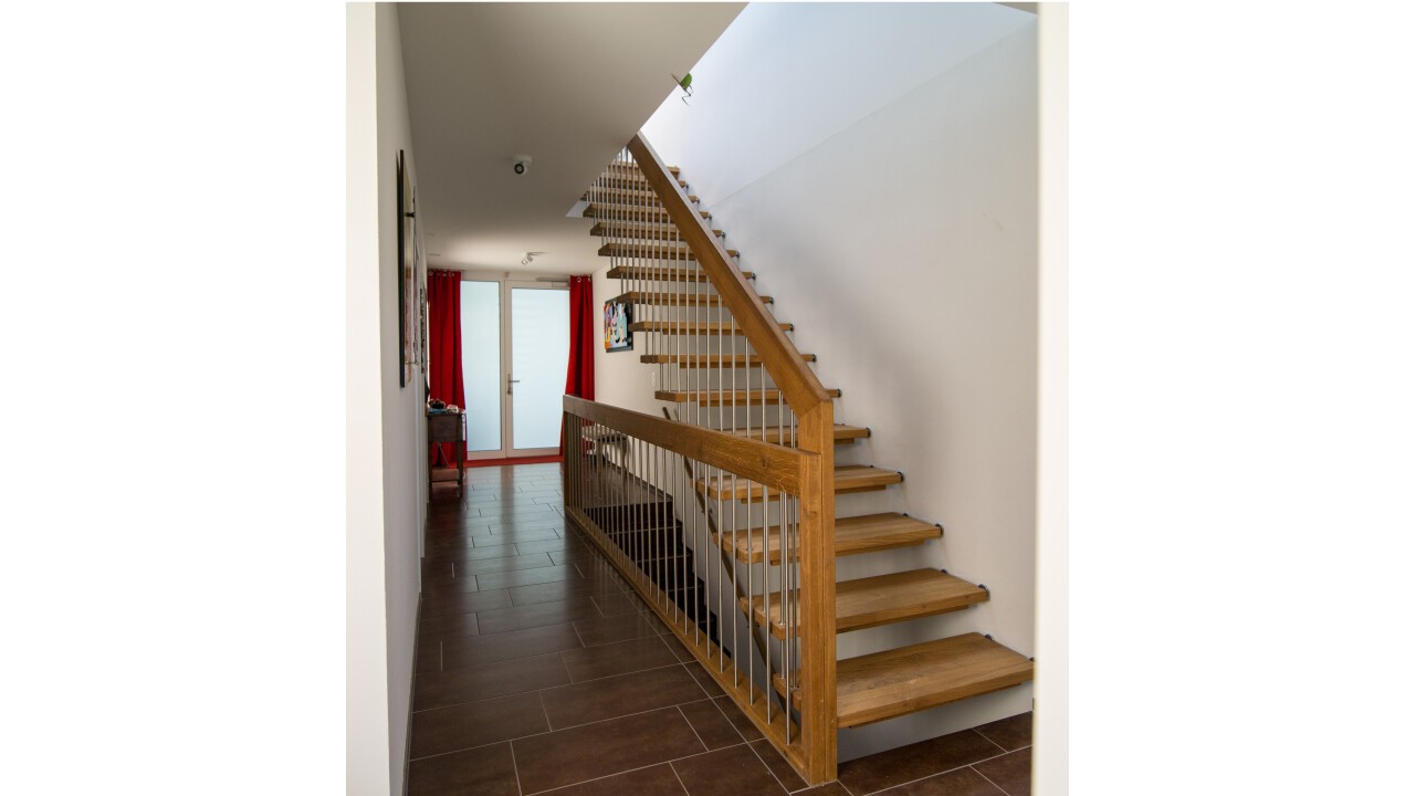 Freitragende Treppe - Leicht mit klaren Linien